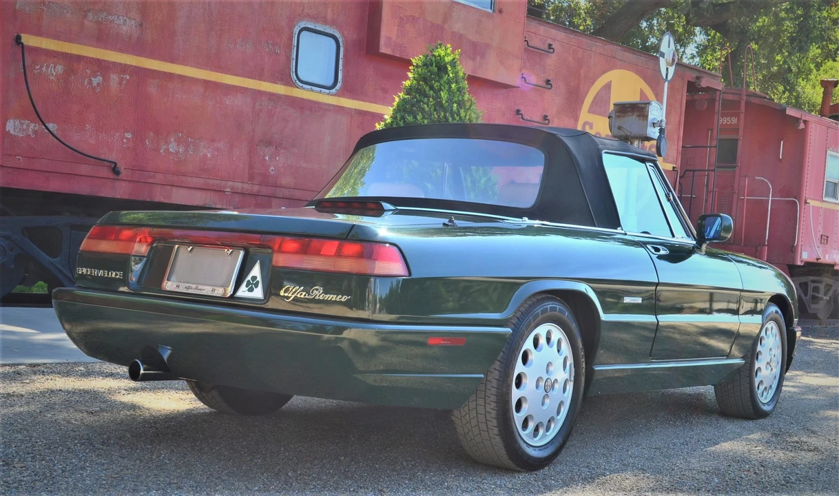 1992 Alfa Romeo Series 4 - Image 17 of 31