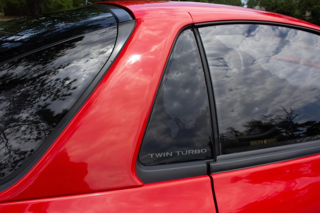 1992 Mitsubishi 3000GT Series 1 - Image 25 of 31