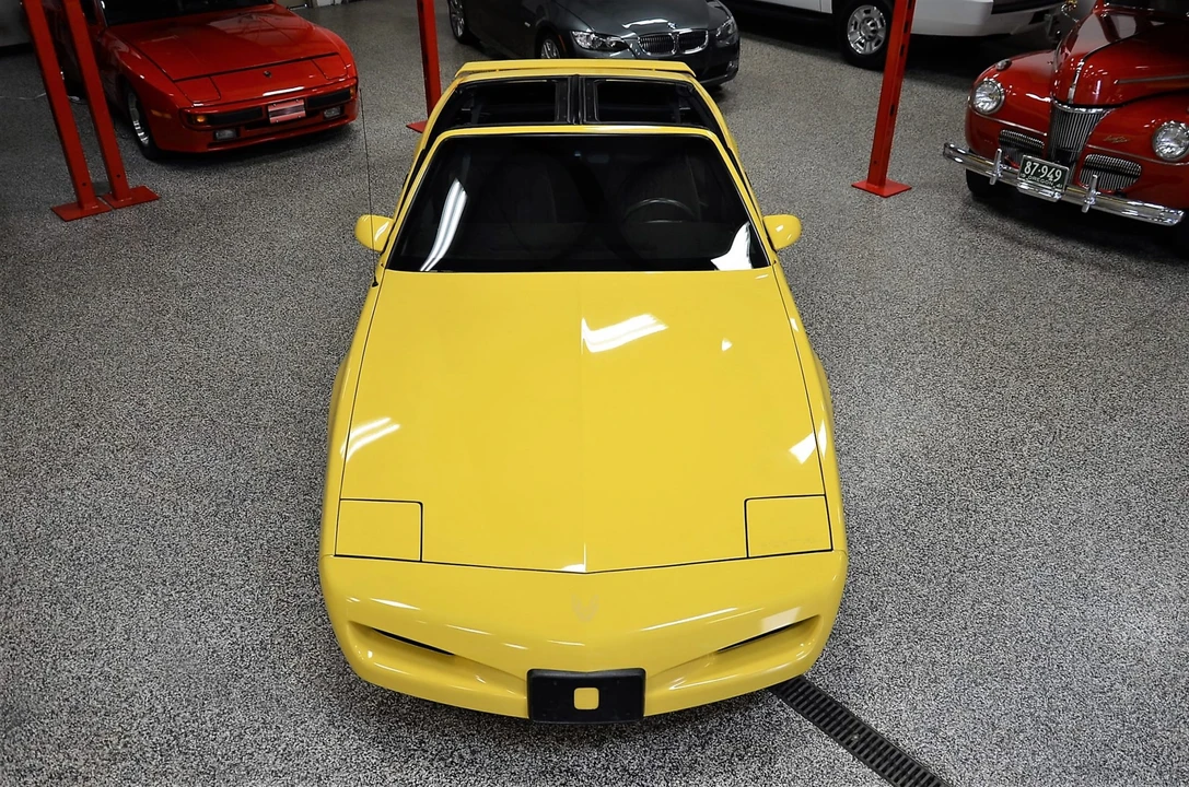 1992 Pontiac Firebird 3rd Gen - Image 4 of 31