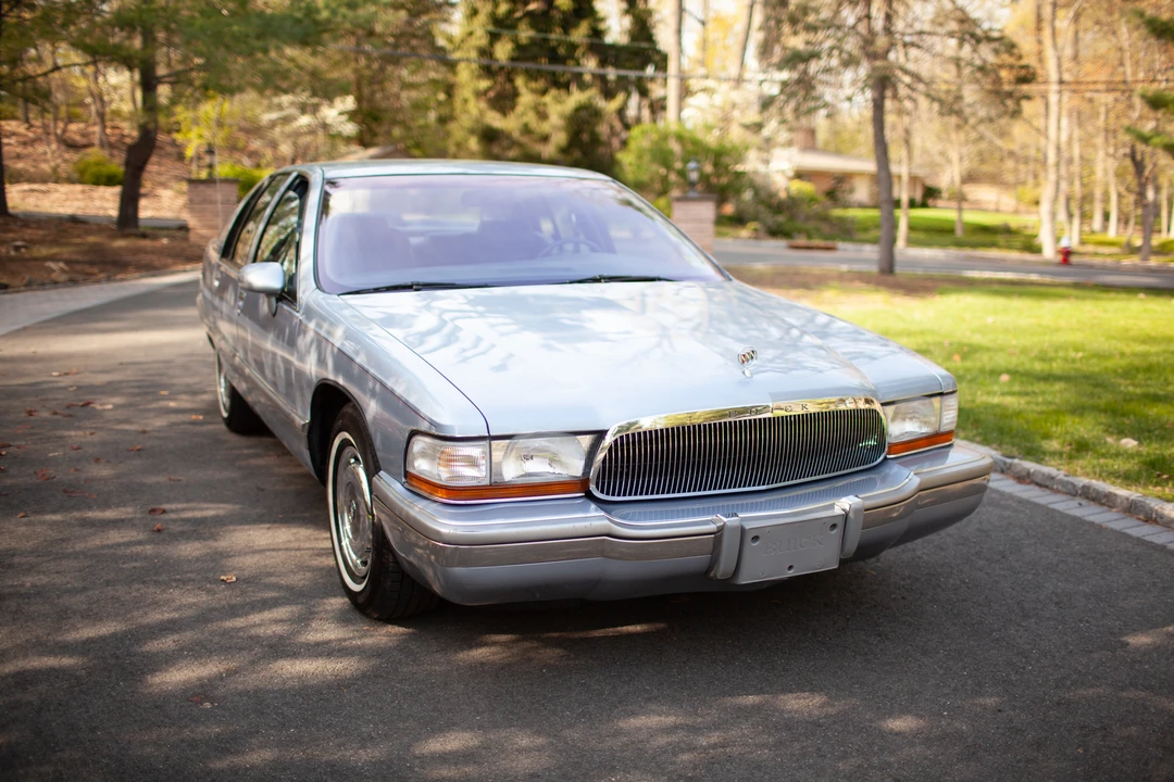 1994 Buick Roadmaster - Image 7 of 31