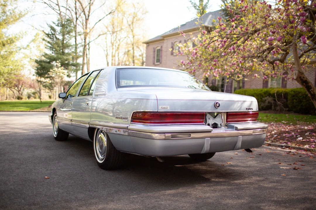1994 Buick Roadmaster - Image 23 of 31