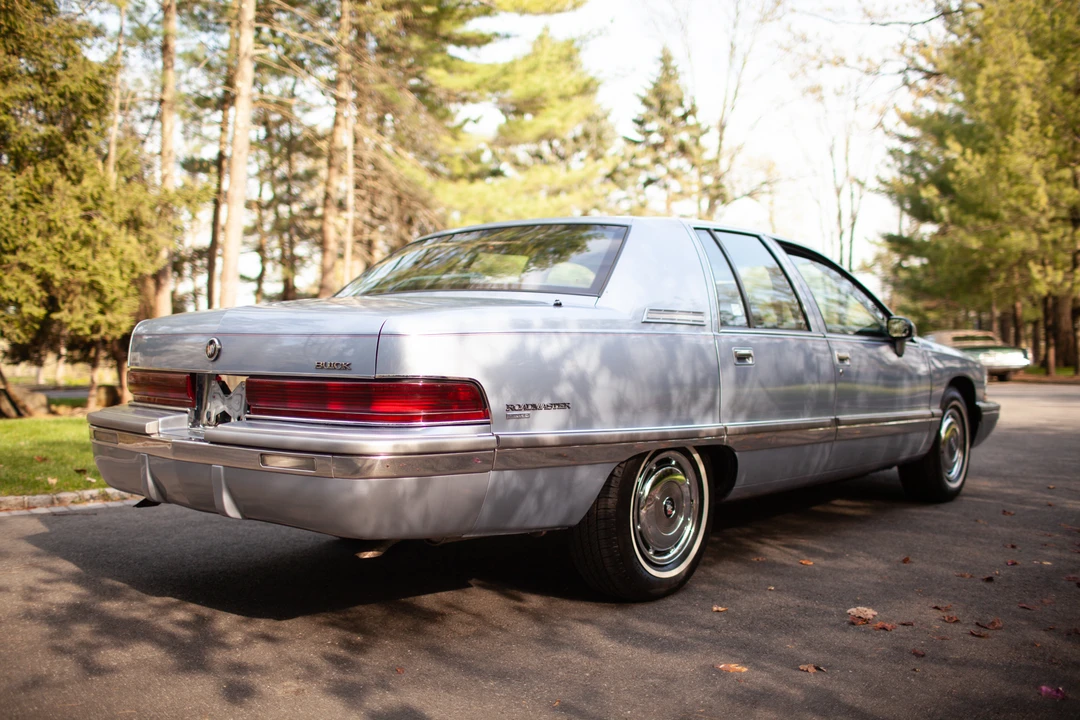1994 Buick Roadmaster - Image 29 of 31