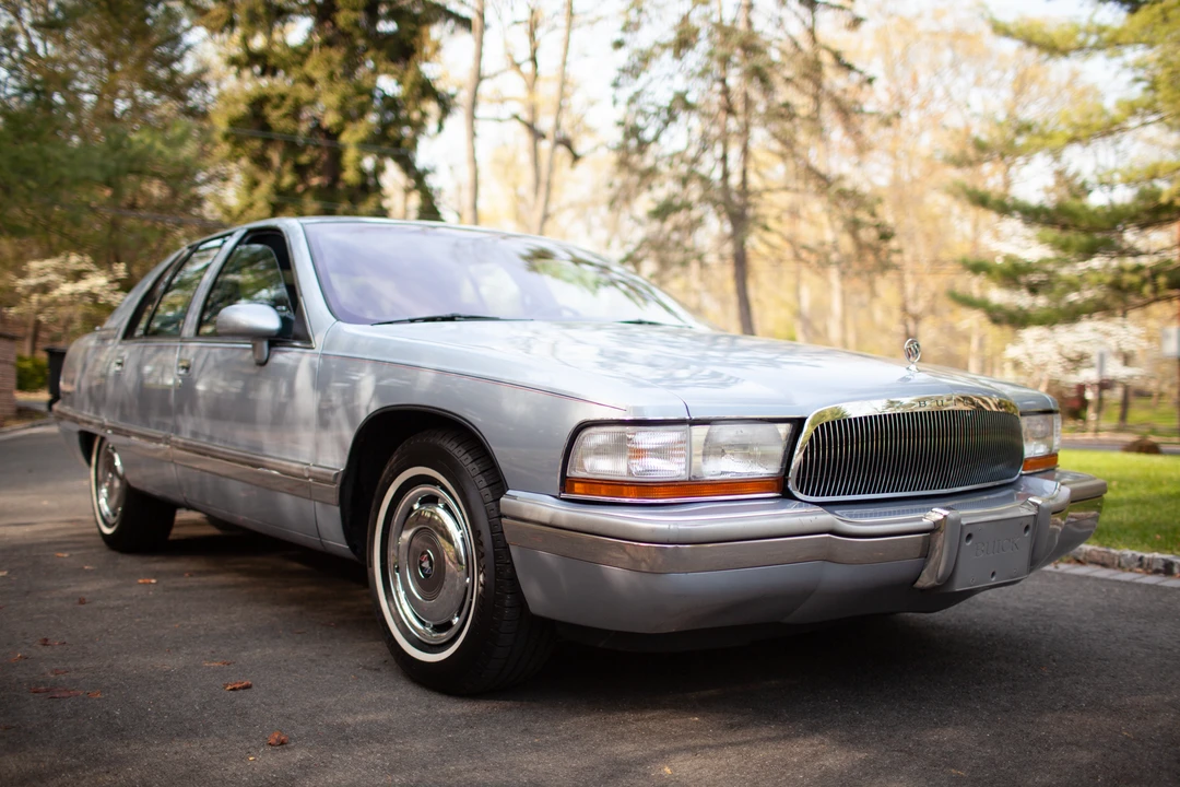 1994 Buick Roadmaster - Image 4 of 31