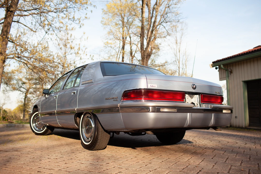 1994 Buick Roadmaster - Image 21 of 31