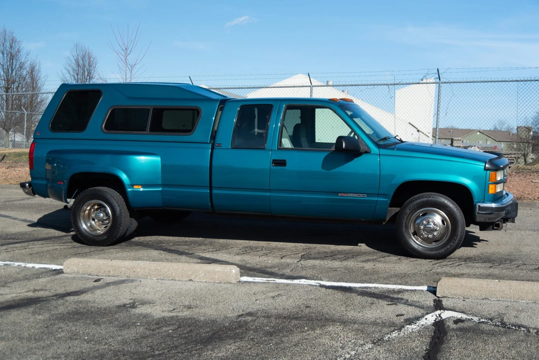 1994 GMC Sierra 1st Gen - Image 9 of 31