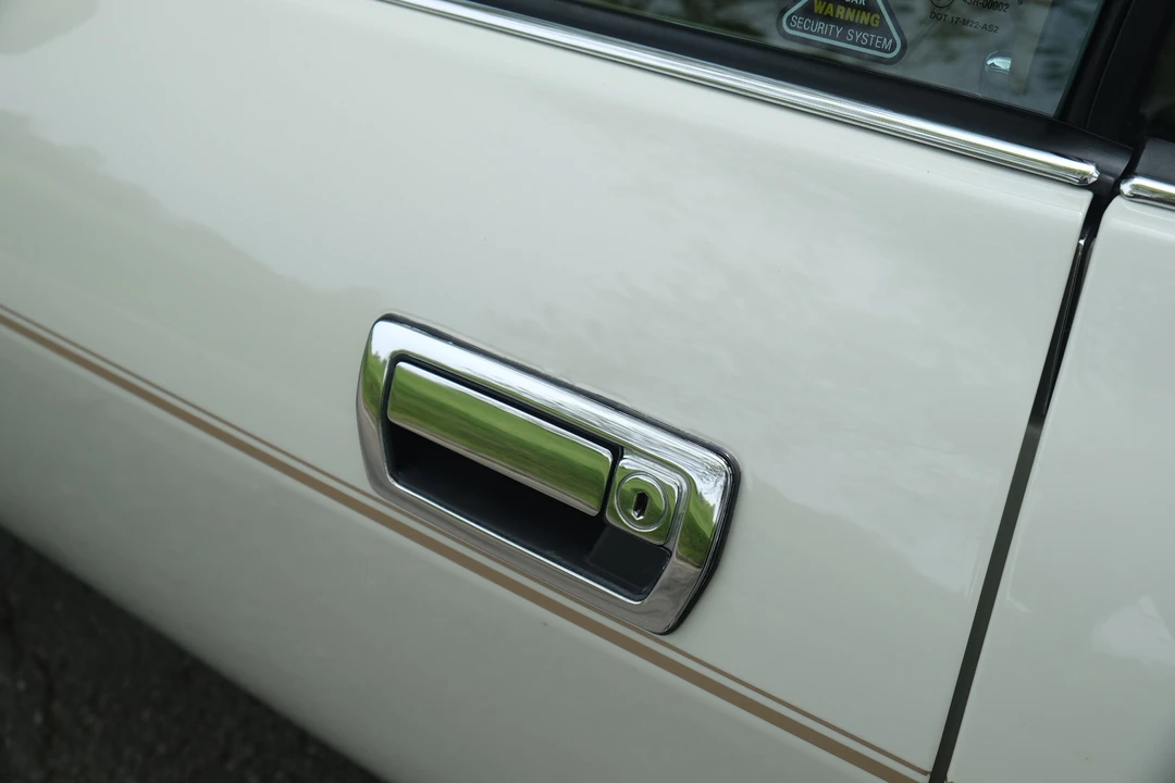 1994 Jaguar XJS Facelift V12 - Image 25 of 31