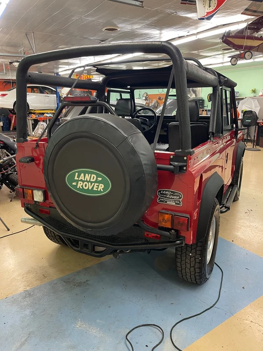 1994 Land Rover Defender 90 - Image 8 of 31