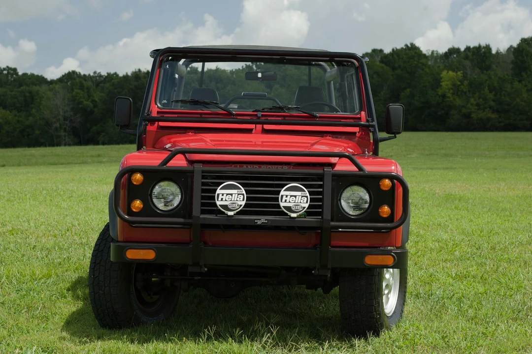 1994 Land Rover Defender 90 - Image 3 of 31