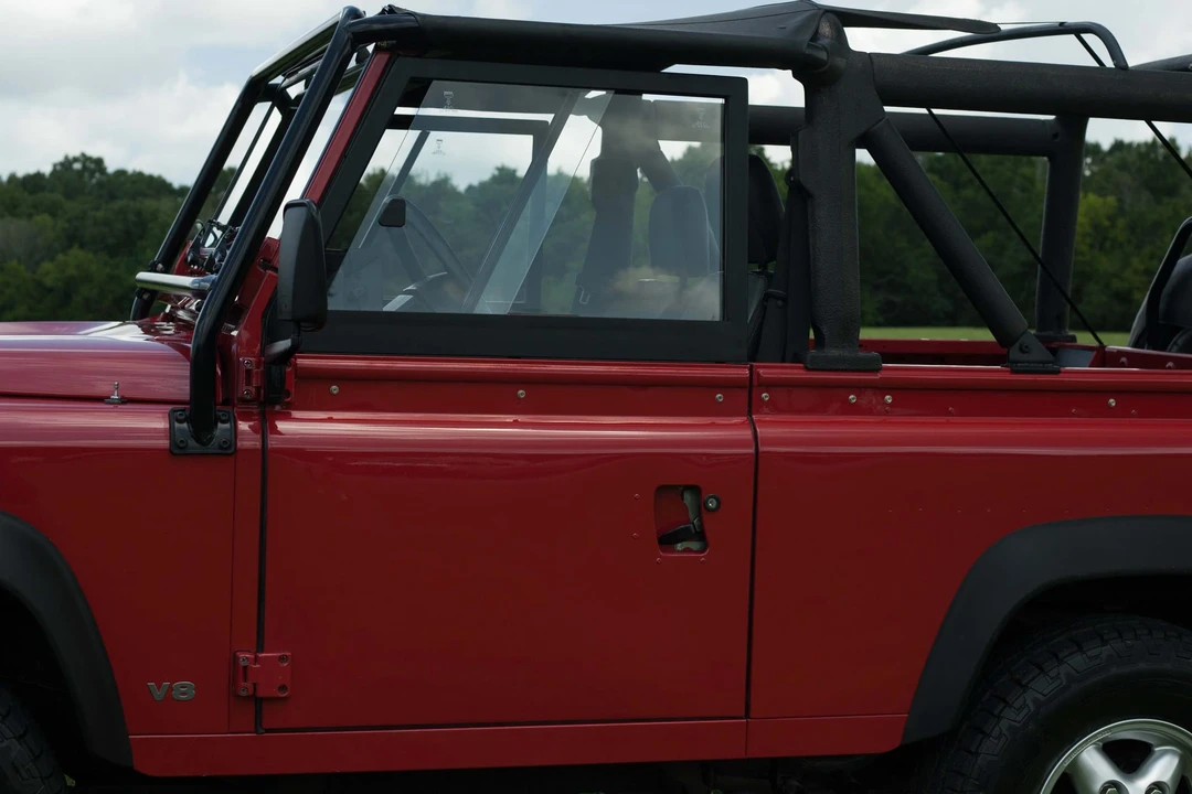1994 Land Rover Defender 90 - Image 21 of 31