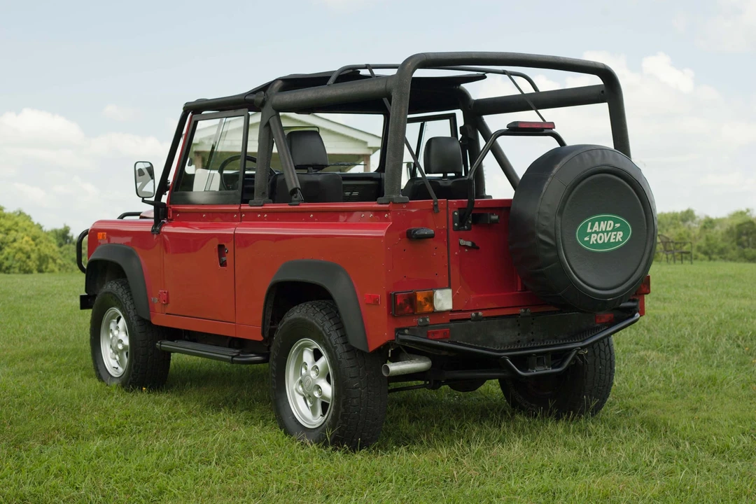 1994 Land Rover Defender 90 - Image 10 of 31