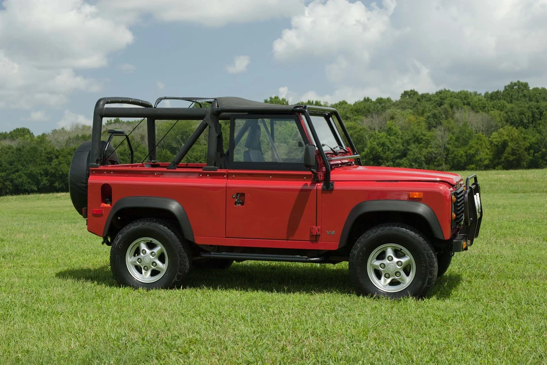 1994 Land Rover Defender 90 - Image 7 of 31