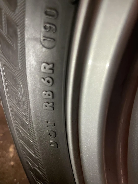 1995 BMW E31 8 Series - Image 29 of 31