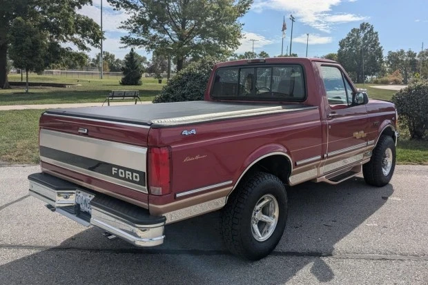 1995 Ford F-Series 9th Gen - Image 2 of 7