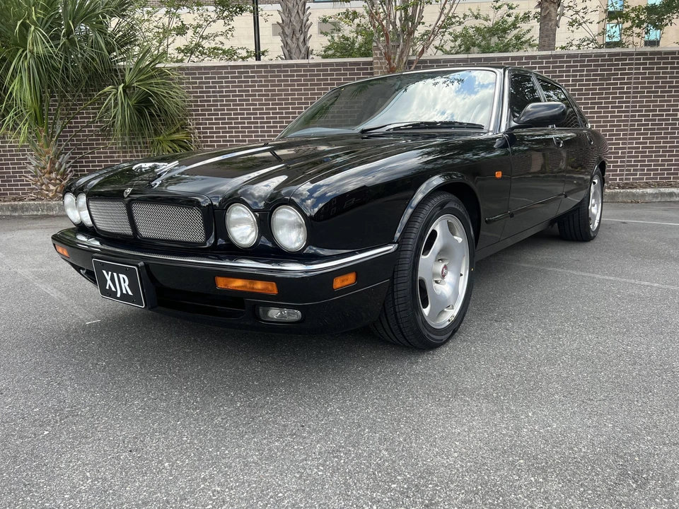 1995 Jaguar X306 XJR - Image 10 of 31