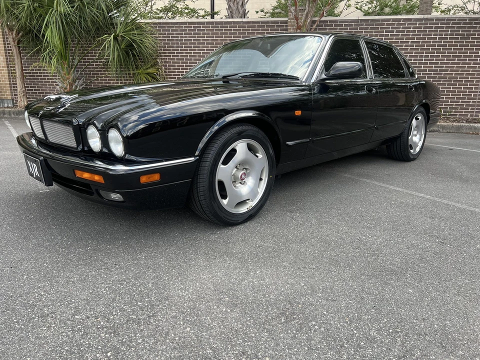 1995 Jaguar X306 XJR - Image 11 of 31