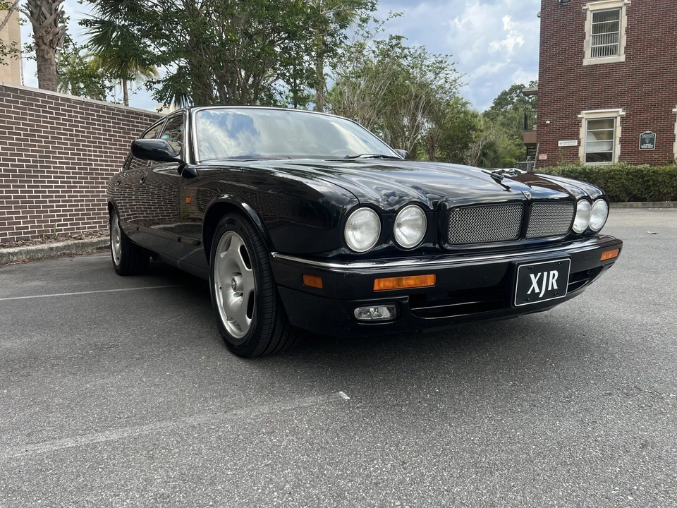 1995 Jaguar X306 XJR - Image 2 of 31