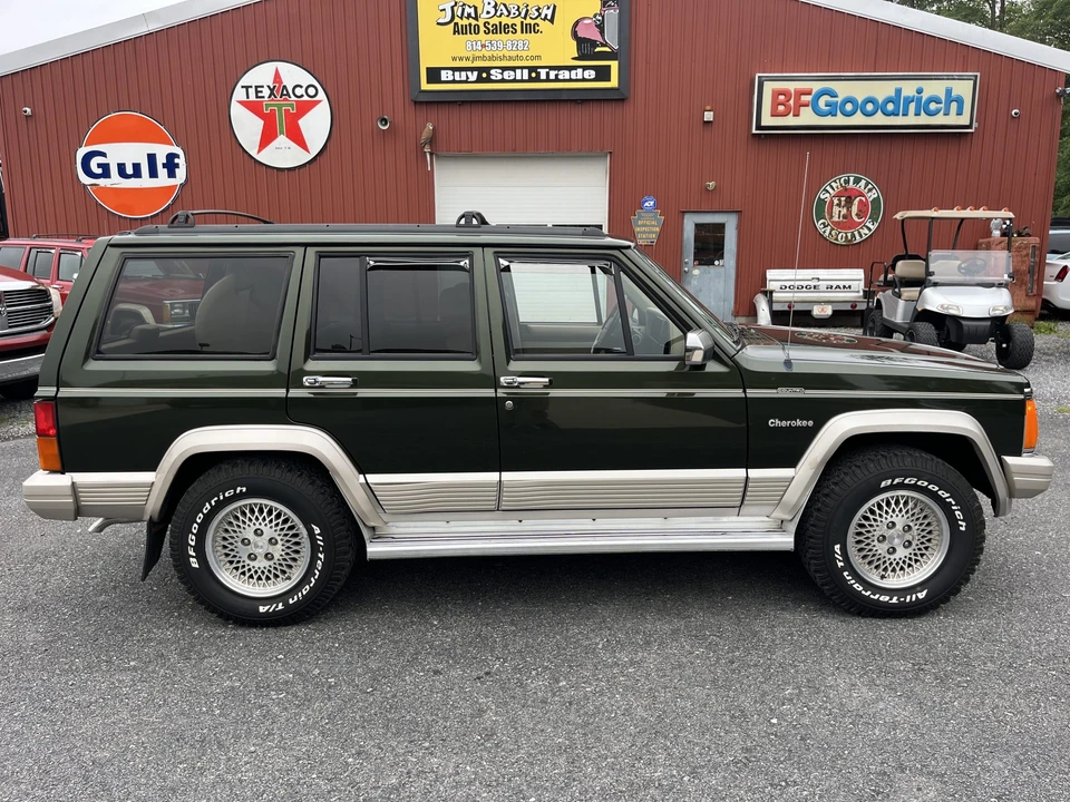 1995 Jeep XJ Cherokee - Image 11 of 31