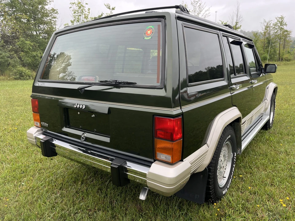 1995 Jeep XJ Cherokee - Image 9 of 31