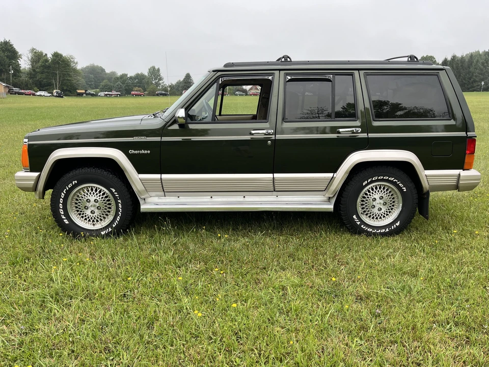 1995 Jeep XJ Cherokee - Image 6 of 31