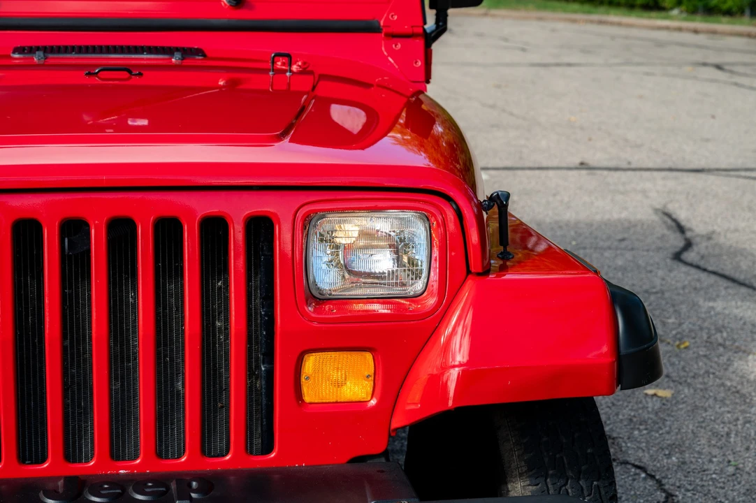 1995 Jeep YJ Wrangler - Image 20 of 31