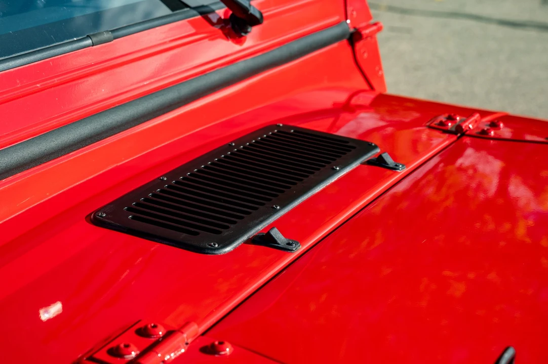 1995 Jeep YJ Wrangler - Image 28 of 31