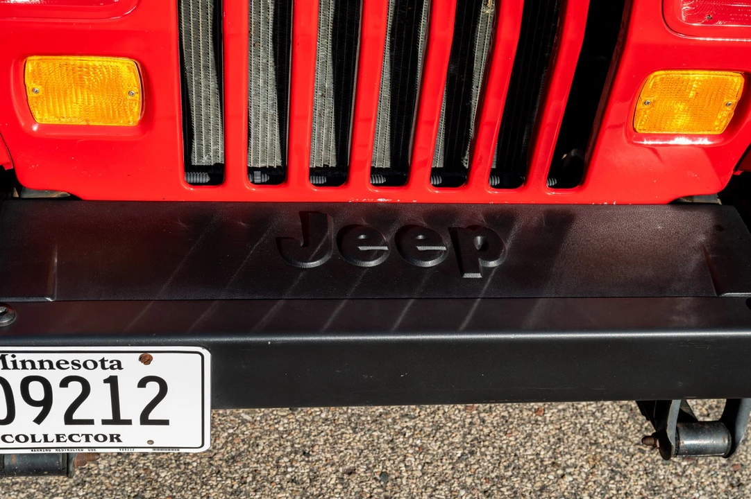 1995 Jeep YJ Wrangler - Image 22 of 31