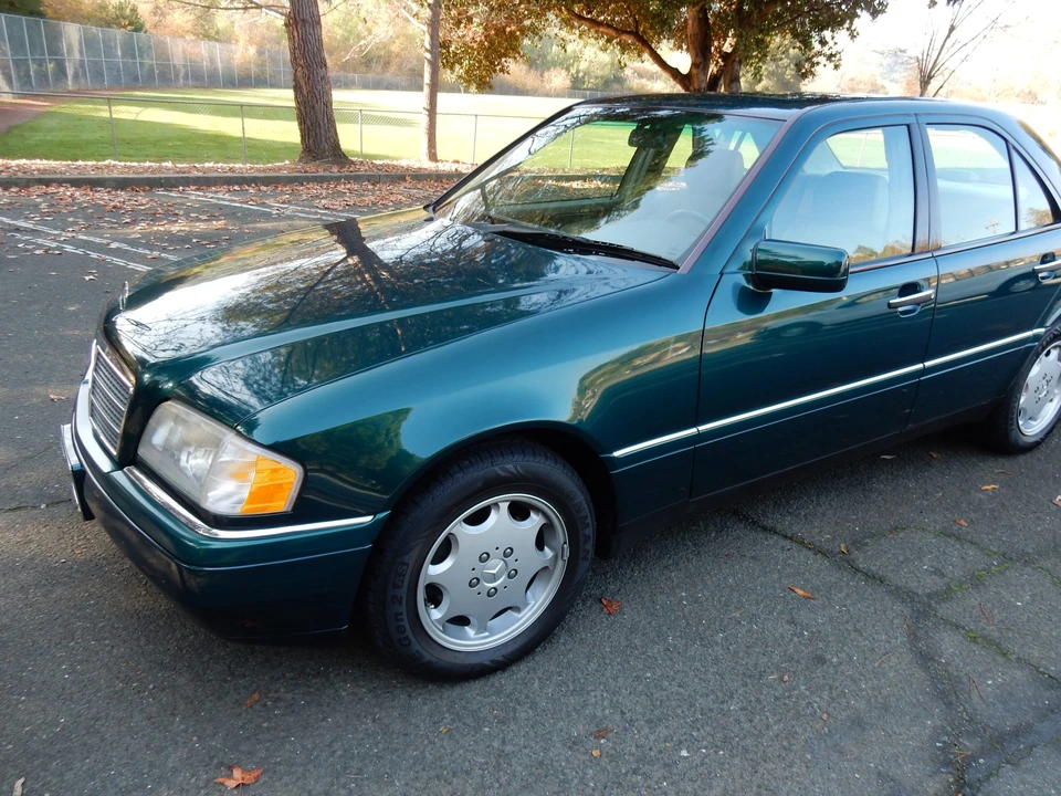 1995 Mercedes-Benz W202 C-Class - Image 13 of 31