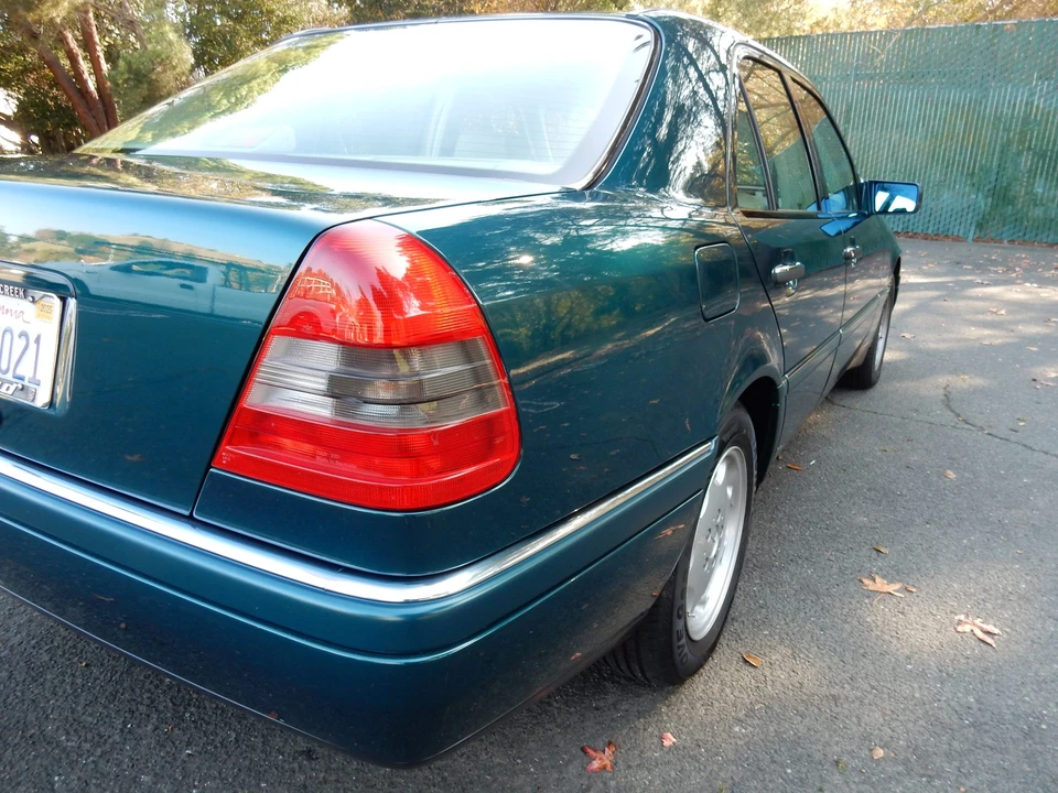 1995 Mercedes-Benz W202 C-Class - Image 30 of 31