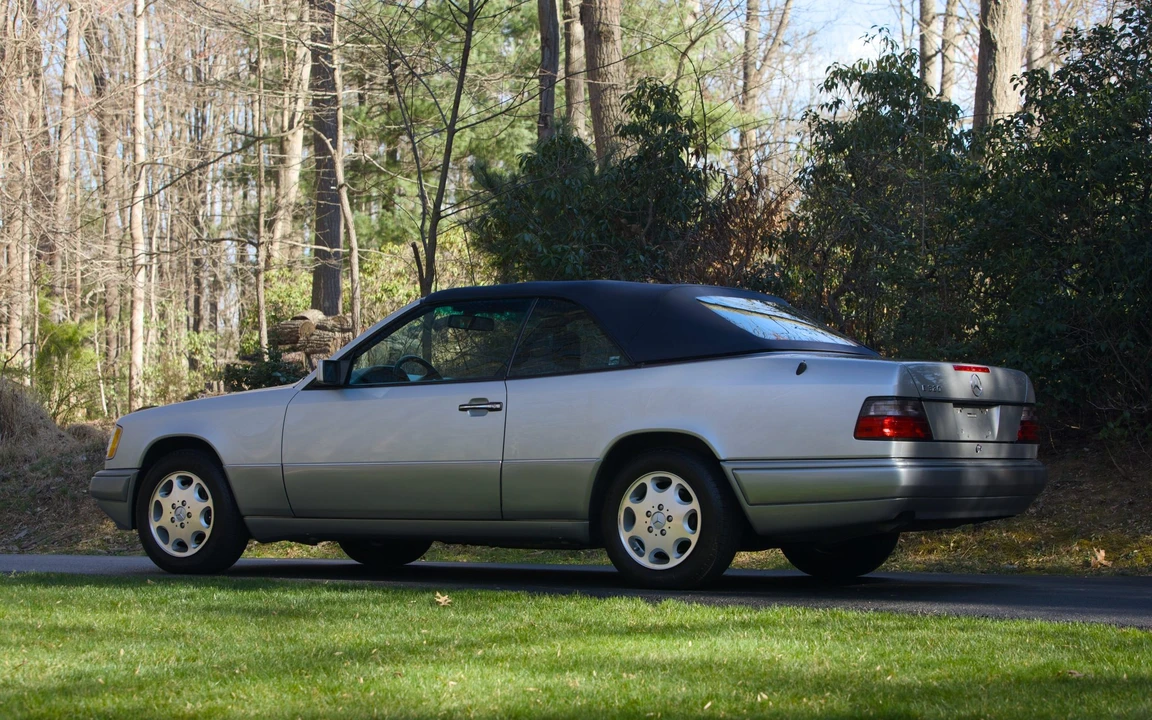 1995 Mercedes-Benz W124 E-Class - Image 17 of 31