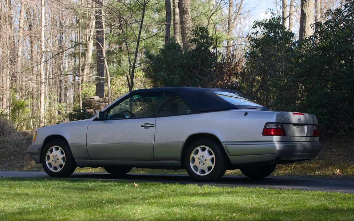 1995 Mercedes-Benz W124 E-Class - Image 16 of 31