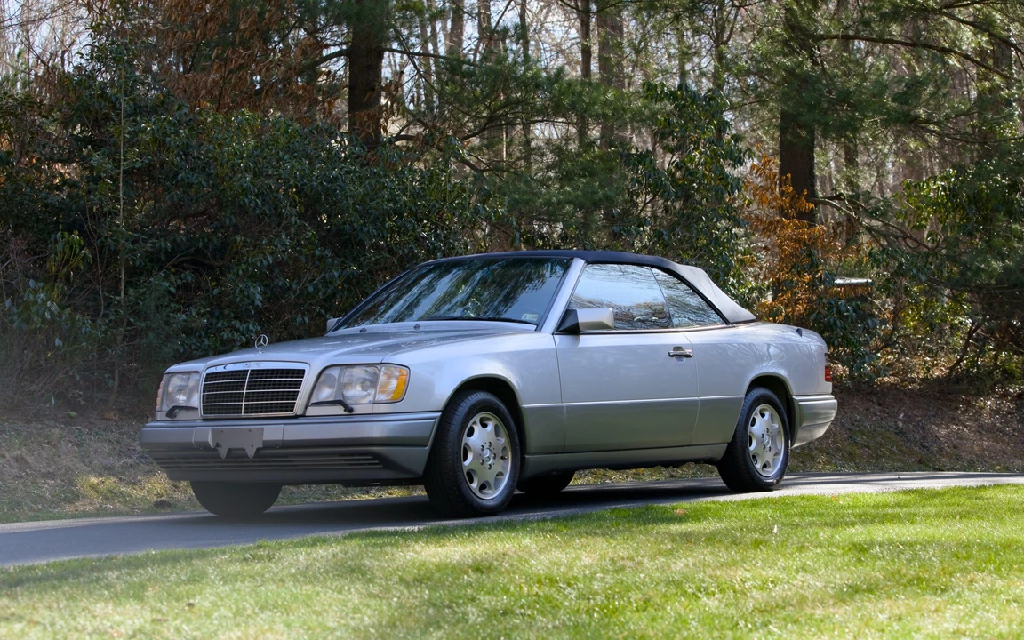 1995 Mercedes-Benz W124 E-Class - Image 2 of 31