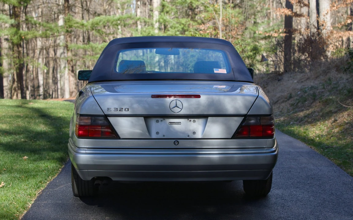 1995 Mercedes-Benz W124 E-Class - Image 23 of 31
