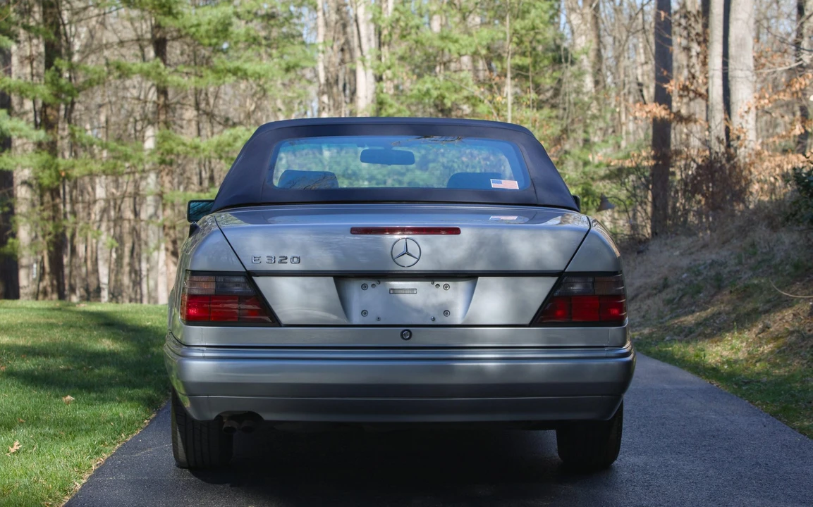 1995 Mercedes-Benz W124 E-Class - Image 24 of 31
