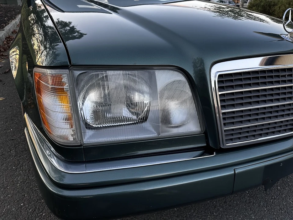 1995 Mercedes-Benz W124 E-Class - Image 23 of 31