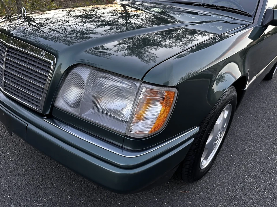 1995 Mercedes-Benz W124 E-Class - Image 26 of 31
