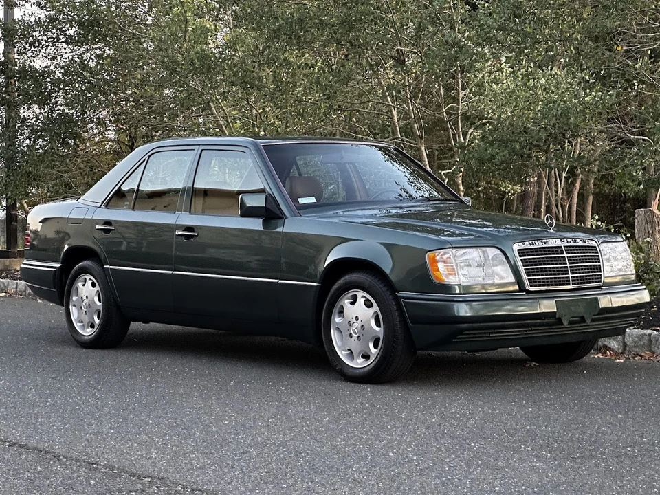 1995 Mercedes-Benz W124 E-Class - Image 4 of 31