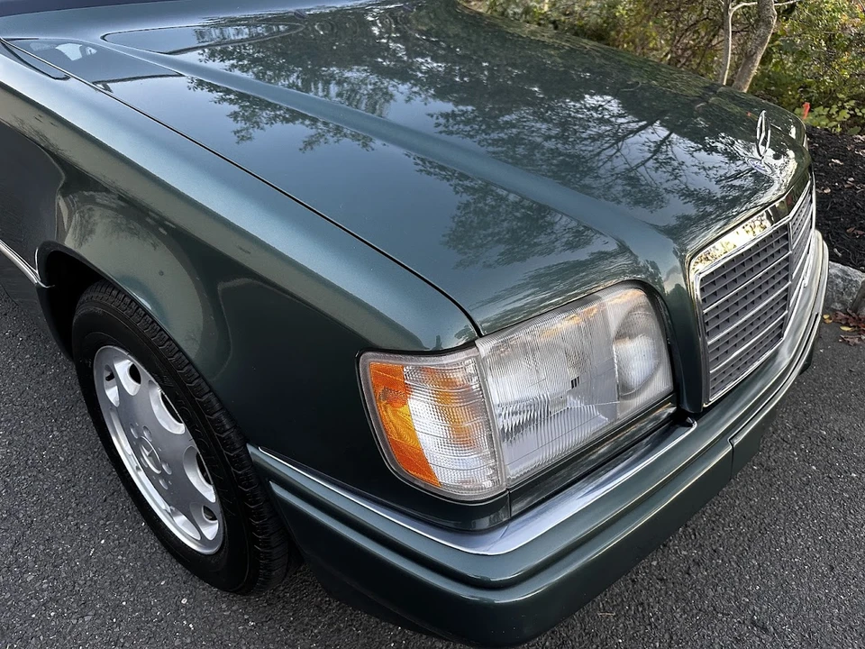 1995 Mercedes-Benz W124 E-Class - Image 24 of 31