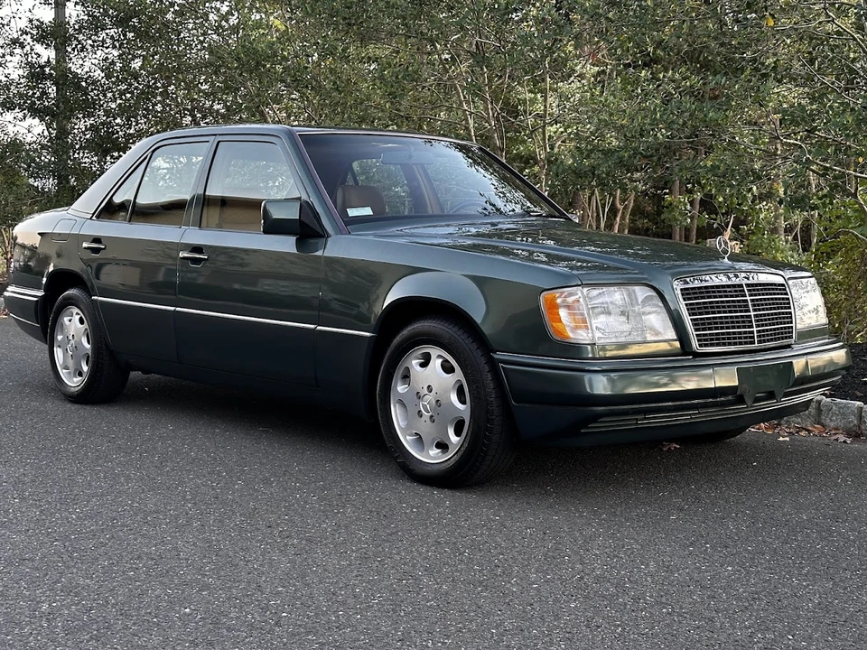 1995 Mercedes-Benz W124 E-Class - Image 3 of 31