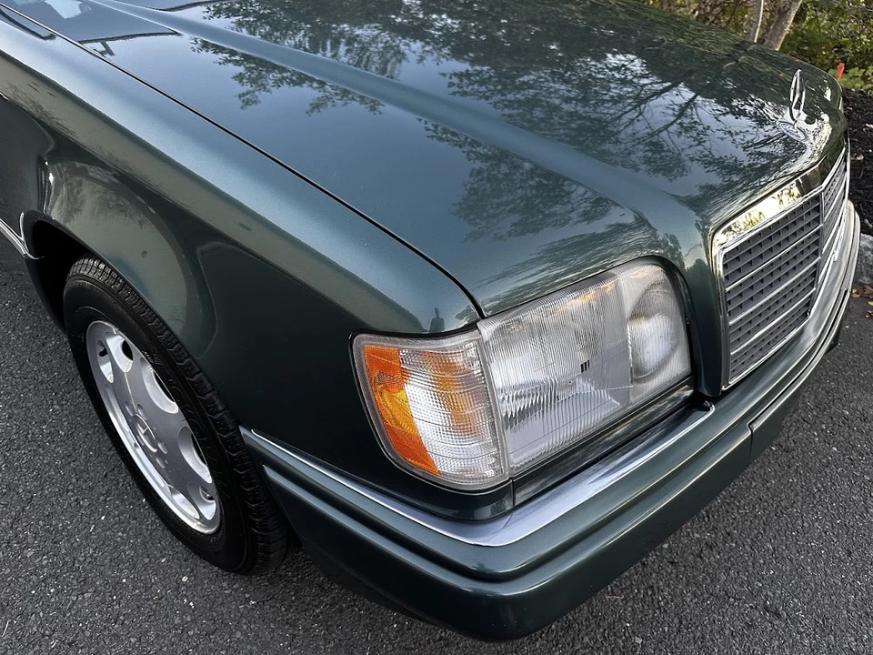 1995 Mercedes-Benz W124 E-Class - Image 25 of 31