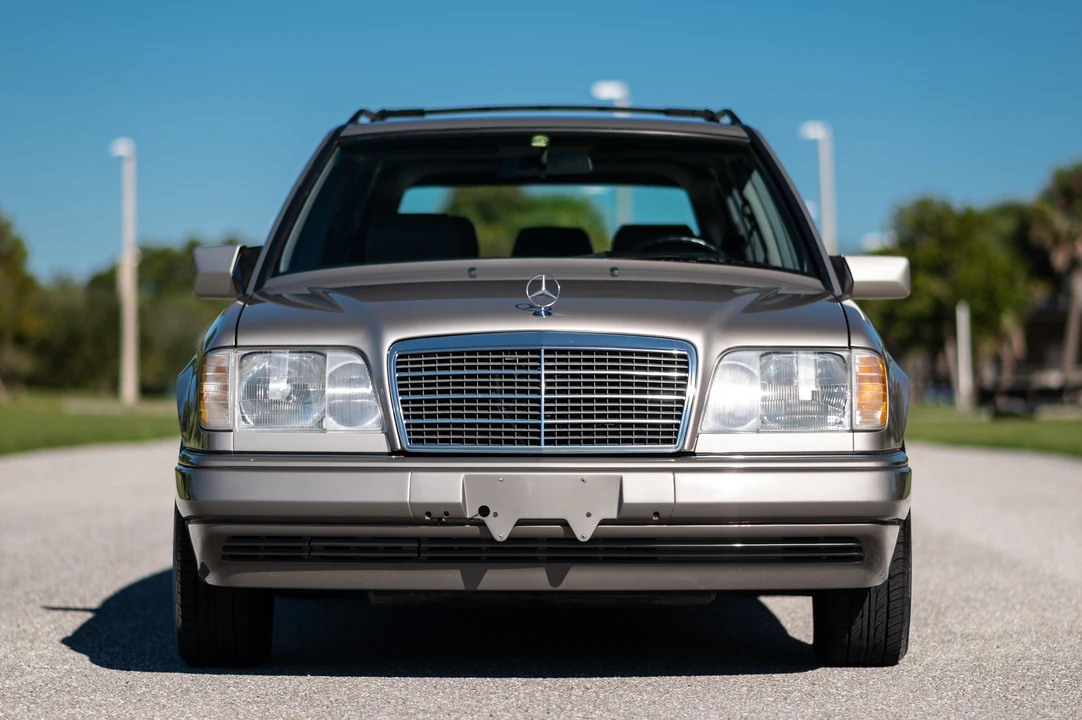 1995 Mercedes-Benz W124 E-Class - Image 5 of 31