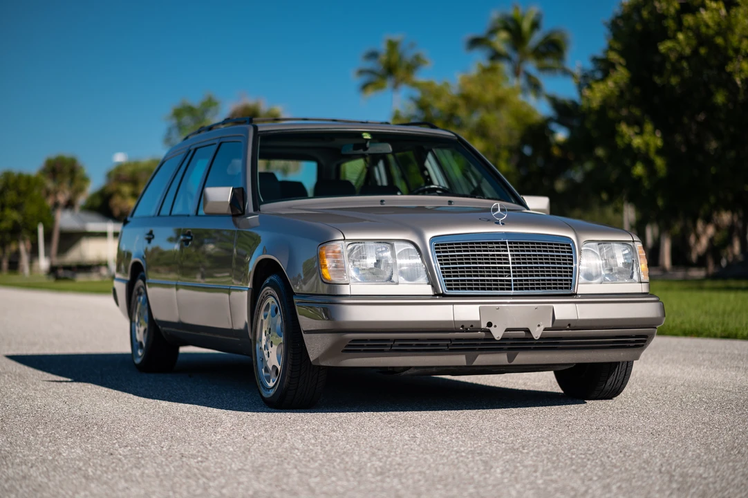 1995 Mercedes-Benz W124 E-Class - Image 7 of 31