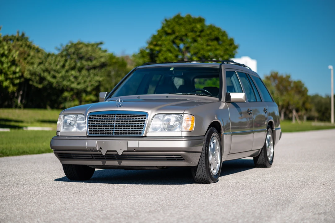 1995 Mercedes-Benz W124 E-Class - Image 4 of 31