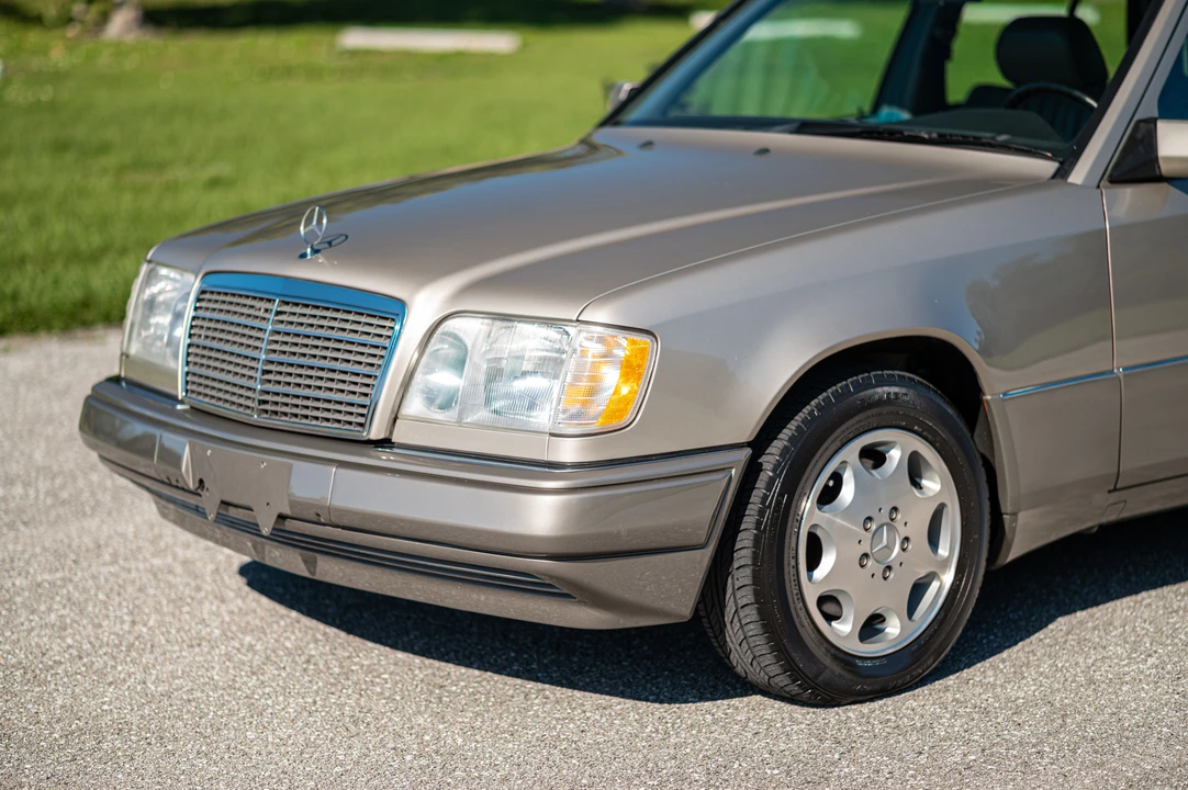1995 Mercedes-Benz W124 E-Class - Image 30 of 31