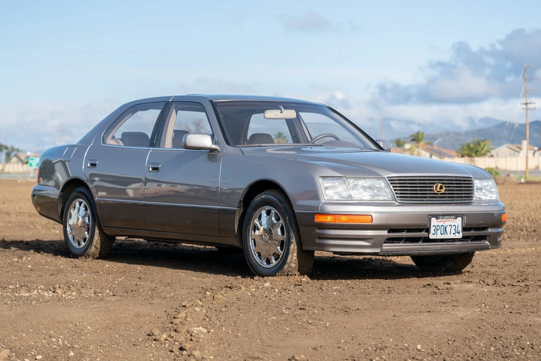 1996 Lexus LS 2nd Gen - Image 3 of 31