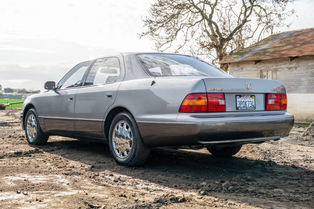 1996 Lexus LS 2nd Gen - Image 7 of 31