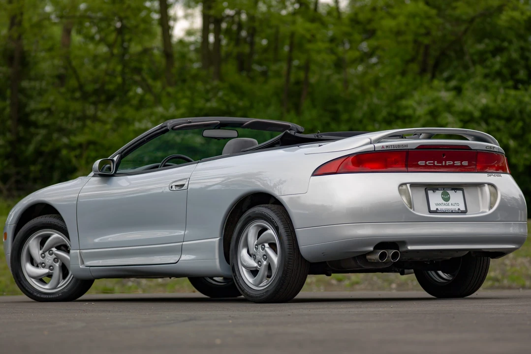 1996 Mitsubishi Eclipse 2nd Gen - Image 13 of 31