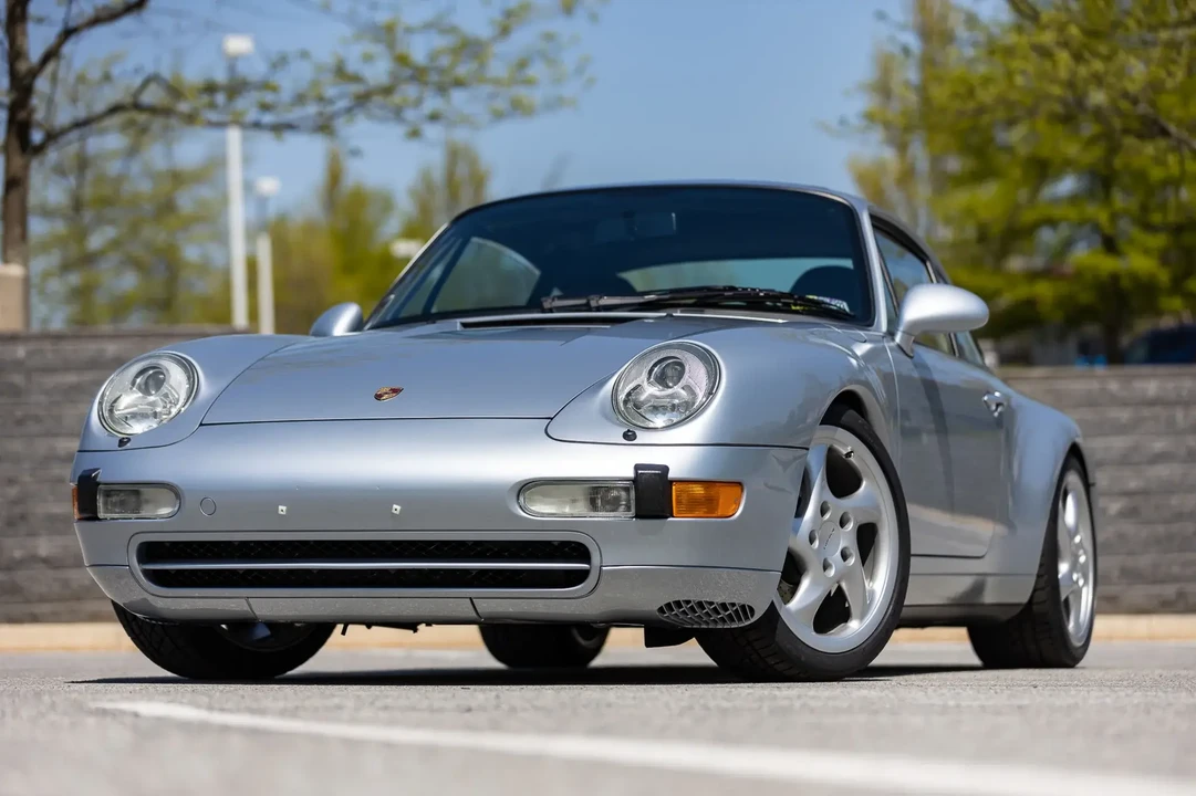 1996 Porsche 993 Carrera 4 - Image 6 of 6