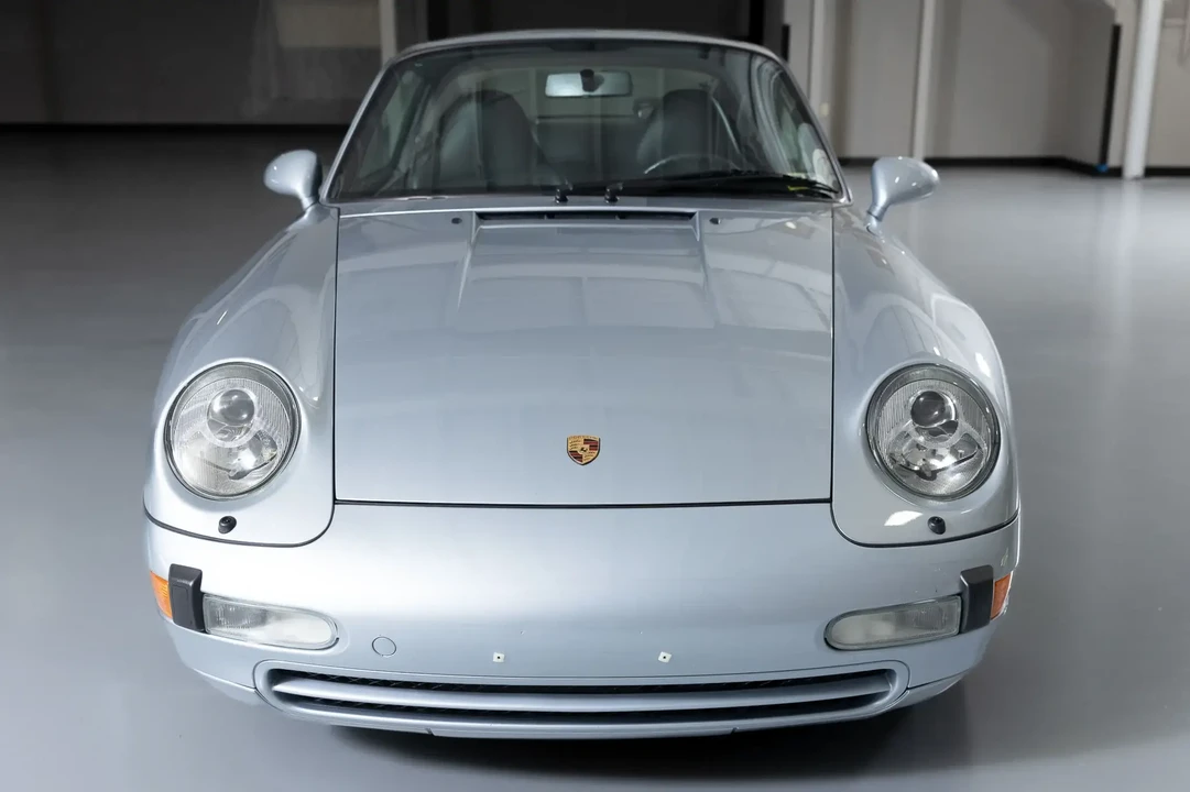 1996 Porsche 993 Carrera 4 - Image 5 of 6
