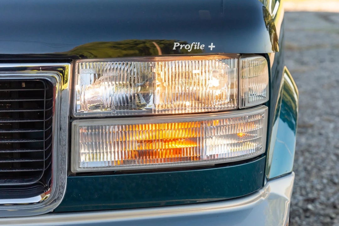 1997 GMC G-series Van - Image 15 of 31