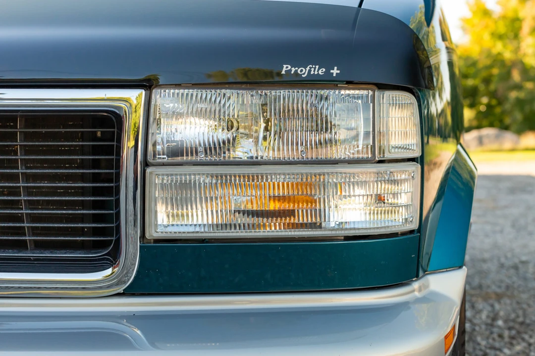 1997 GMC G-series Van - Image 14 of 31